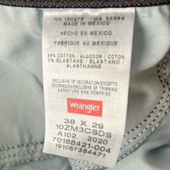 Wrangler Authentics Men's Size 38 X 29  Straight Leg Denim Jeans - Picture 5 of 5